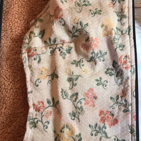 Hell is for heroes faux shearling vest. - Picture 6 of 12